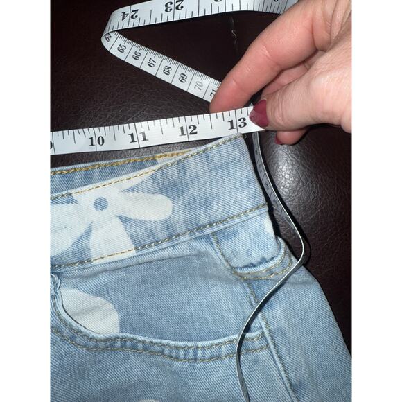 Custom Game Day Shorts, UT Vols Themed High Waisted. - Picture 5 of 8